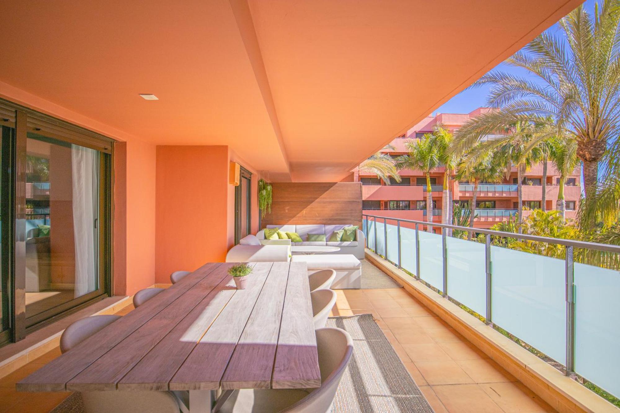 Buenti Apartments Estepona Exterior photo